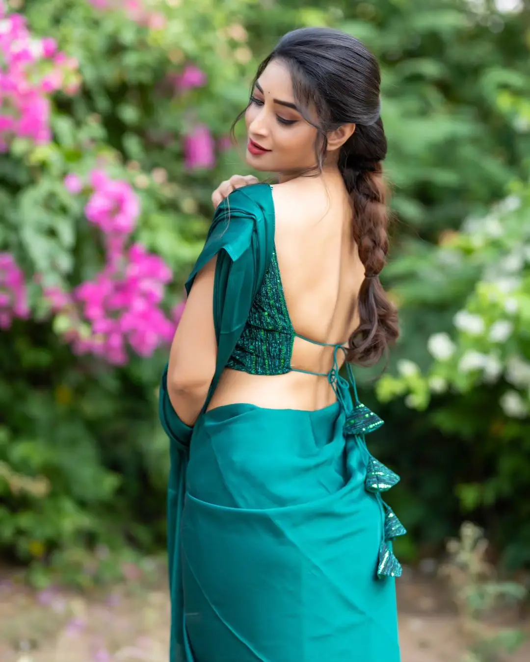 ETV Actress Bhanu Sri in Beautiful Green Saree Sleeveless Blouse